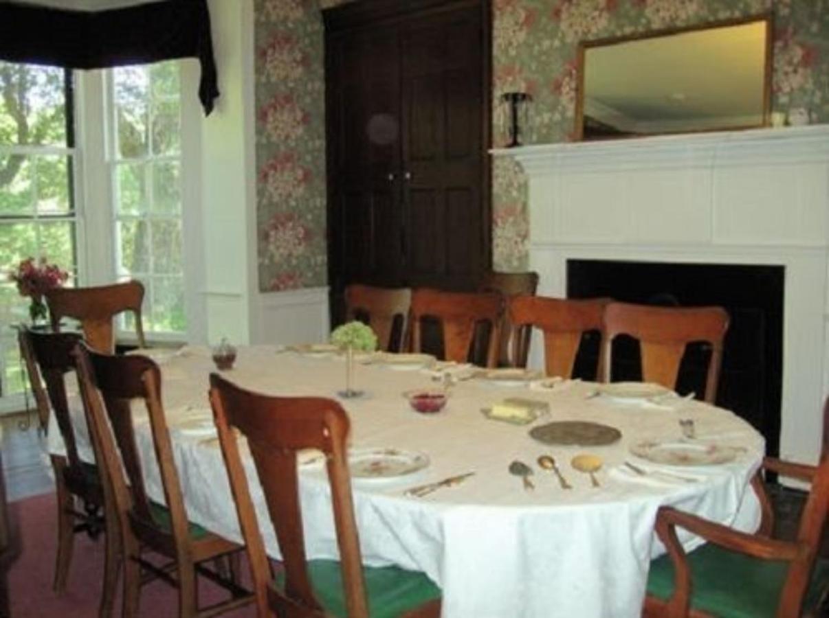 Oak Grove Bed And Breakfast South Boston Esterno foto